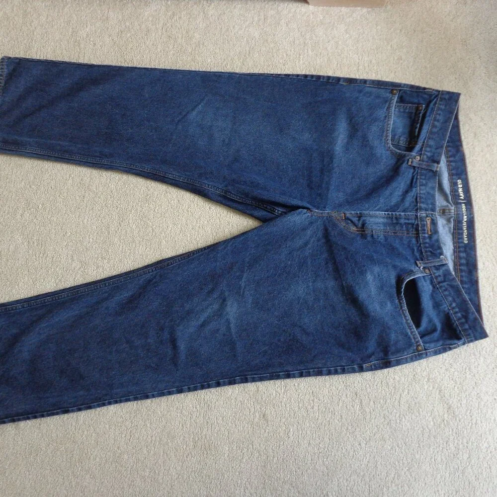 Old‎ Navy Men's Denim Regular Fit Medium Wash Jeans Size 40x30 - Excellent!